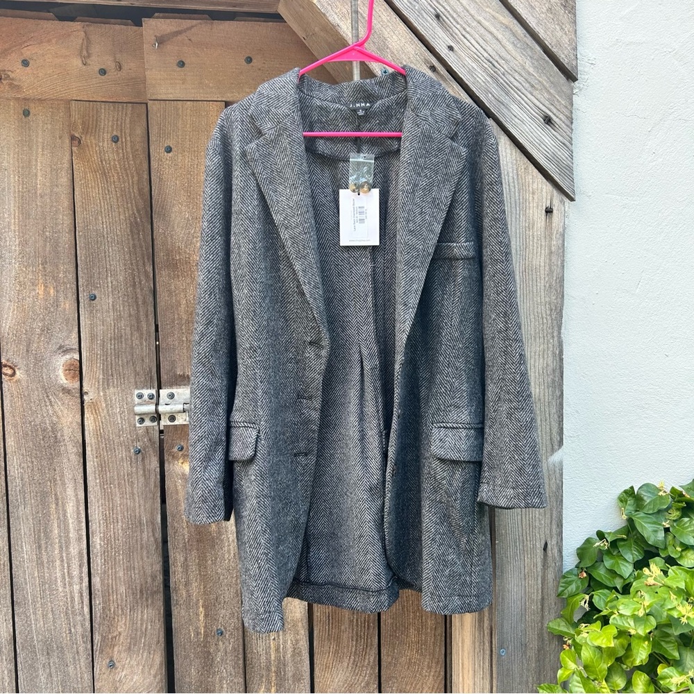 LACE BACK OVERSIZED BLAZER (WITH TAGS)